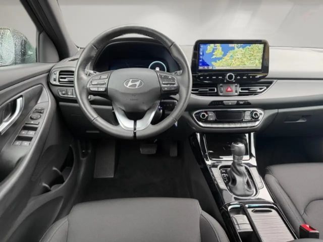 Hyundai i30 Advantage Hybrid T-GDi