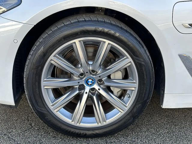 BMW 530 530e Touring