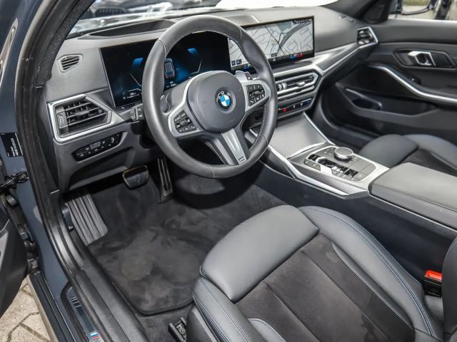 BMW 330 330d M-Sport Touring