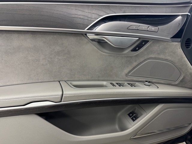 Audi A8 60 TFSI Hybride Quattro