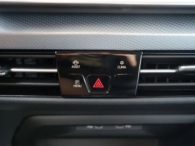 Volkswagen Golf 1.5 eTSI Golf VIII