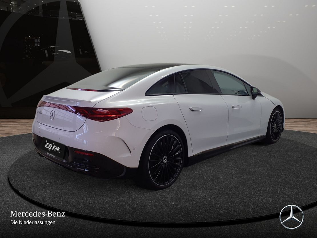 Mercedes-Benz EQE 350 Sedan