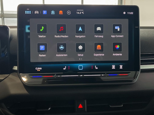 Volkswagen T-Roc 1.5 eTSI DSG R-Line