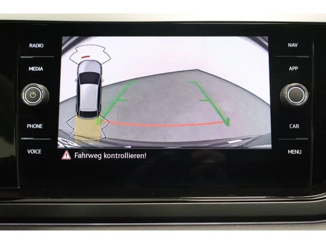 Volkswagen Taigo 1.0 TSI DSG R-Line