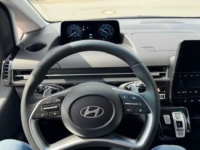 Hyundai Staria Trend