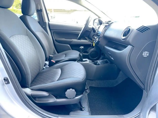 Mitsubishi Space Star Star