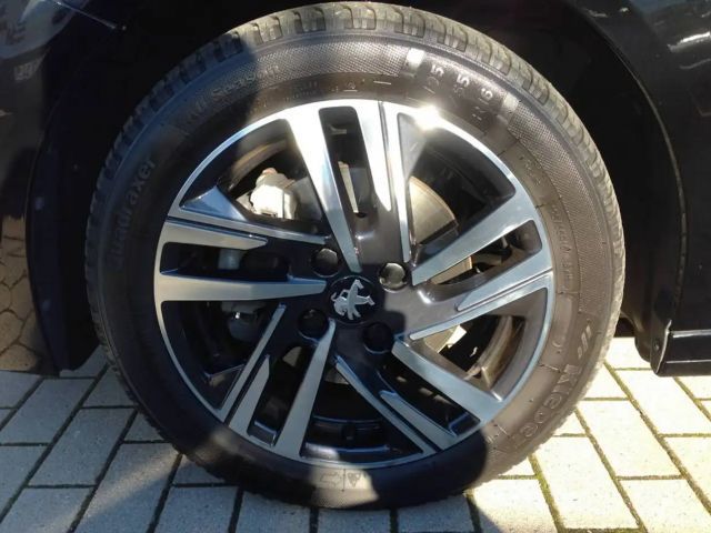 Peugeot 208 Active Pack PureTech