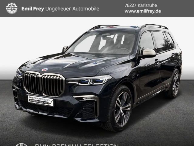 BMW X7 M50i