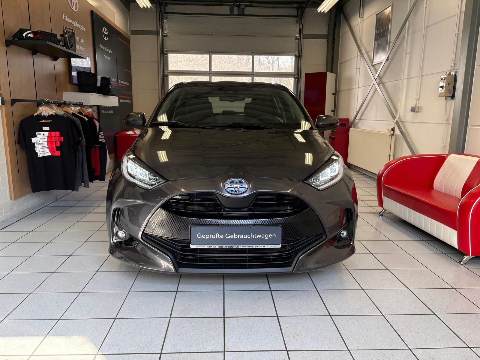 Toyota Yaris Hybride Team D