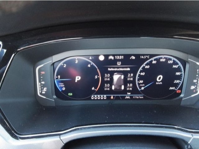 Volkswagen Touran 2.0 TDI DSG Highline R-Line