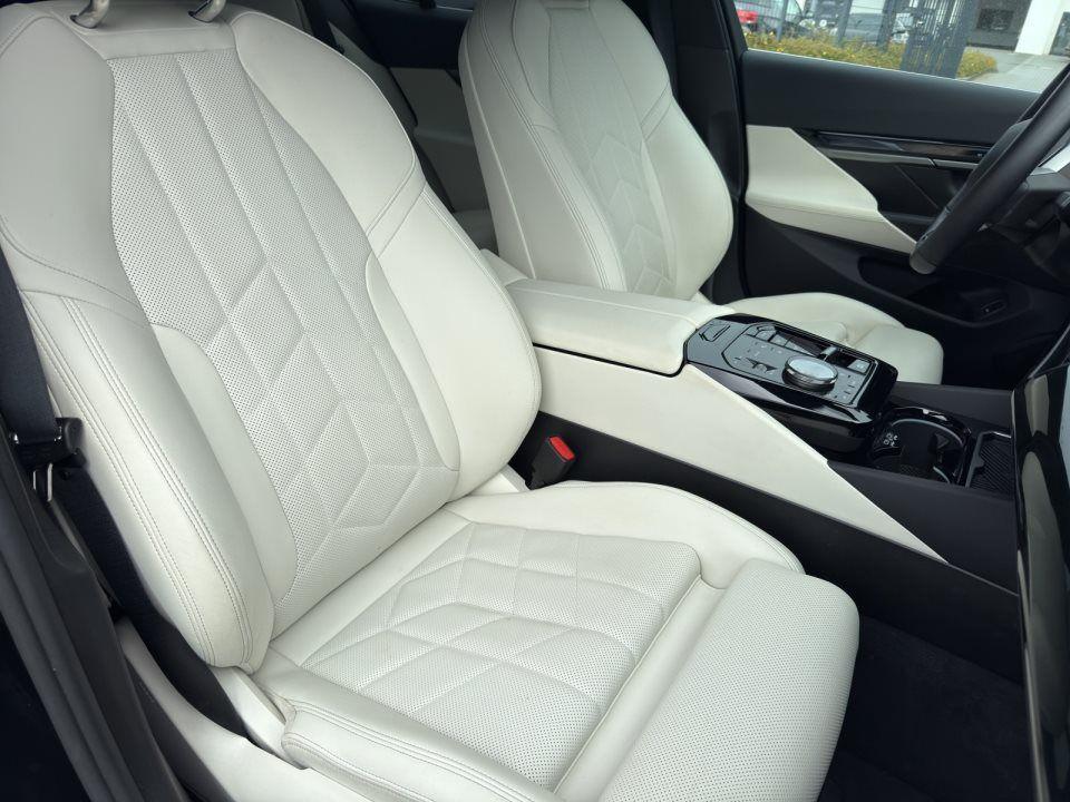 BMW i5 Sedan eDrive40