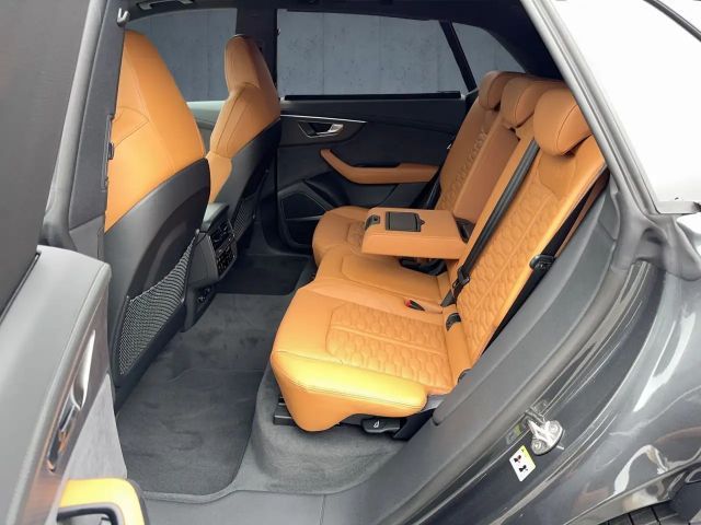 Audi RS Q8 Performance