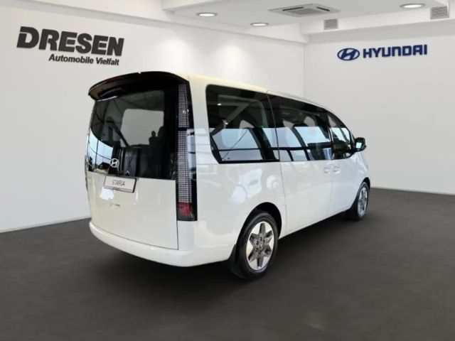 Hyundai Staria Trend