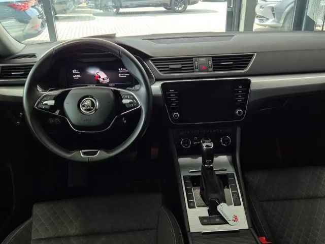 Skoda Superb 2.0 TDI Combi