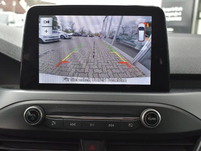 Ford Focus Cool & Connect