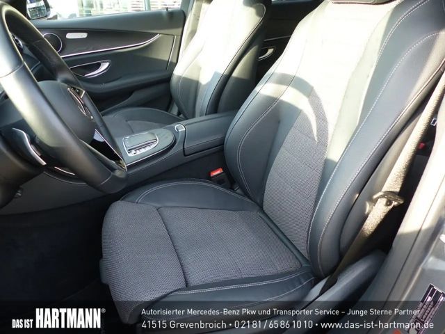 Mercedes-Benz E 200 AVANTGARDE Estate