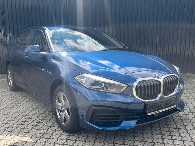 BMW 116 116i 5-deurs Sedan