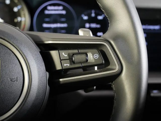 Porsche 911 992 Carrera Coupé