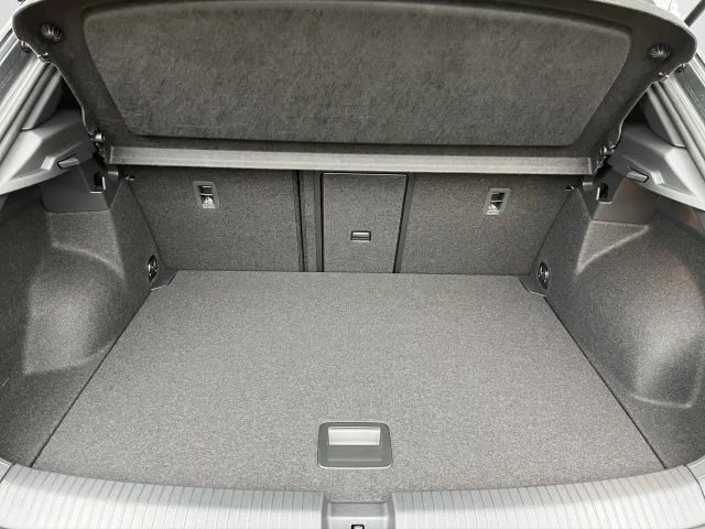 Volkswagen T-Roc 1.5 TSI DSG R-Line