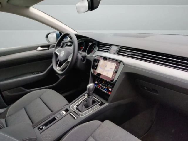 Volkswagen Passat 1.5 TSI Business DSG Variant