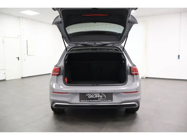 Volkswagen Golf 1.5 TSI Golf VIII