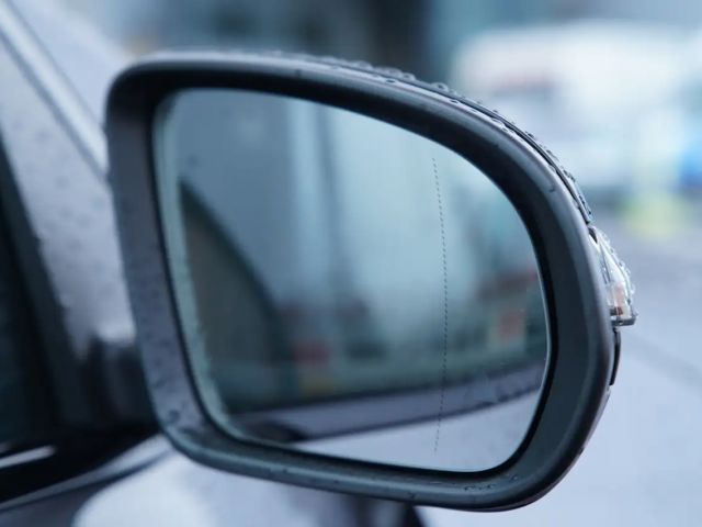 Mercedes-Benz EQB 300 4MATIC Electric Art