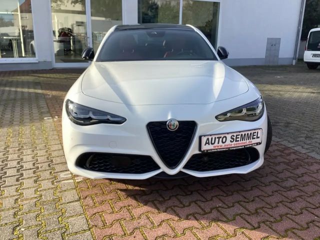 Alfa Romeo Giulia Q4 Turbo Veloce