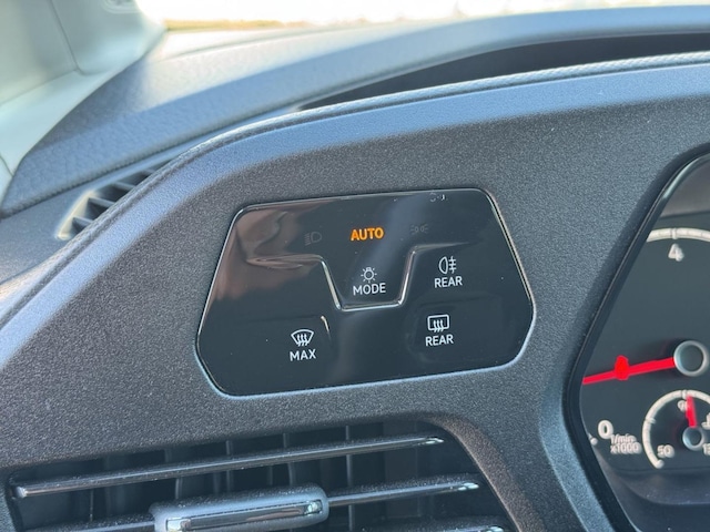 Volkswagen Caddy Caddy Basis-Modell*ZVR*Radio*PDC*MFL*SHZ*