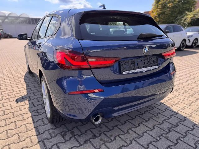 BMW 118 118i Sedan