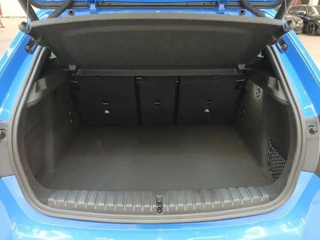 BMW 118 118i M-Sport Sedan