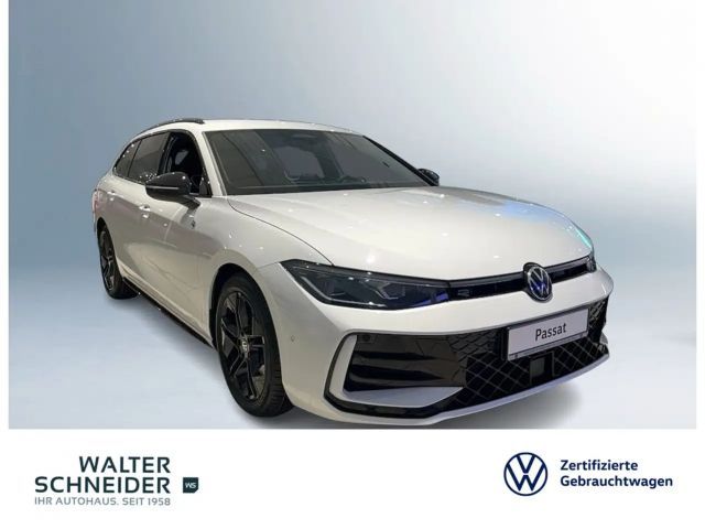 Volkswagen Passat DSG IQ.Drive R-Line Variant