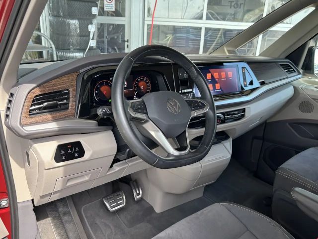 Volkswagen Multivan 2.0 TDI DSG Style T7