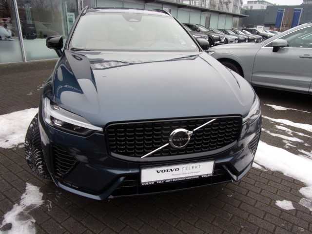Volvo XC60 AWD Dark Plus