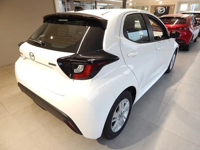 Mazda 2 Hybrid 1.5L Hybrid VVT-i 116 Centre-Line