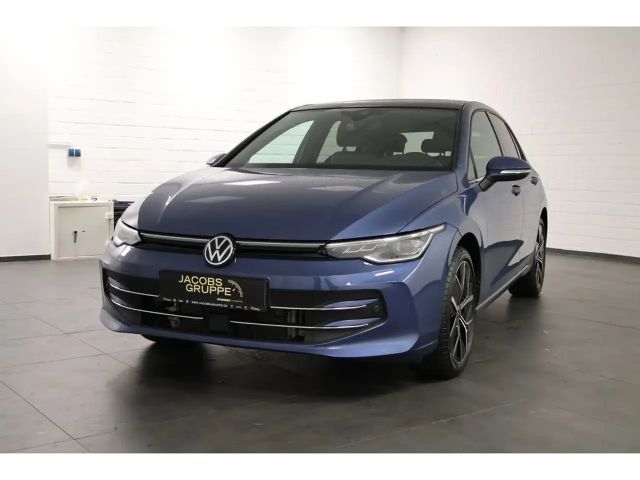 Volkswagen Golf 1.5 TSI Golf VIII