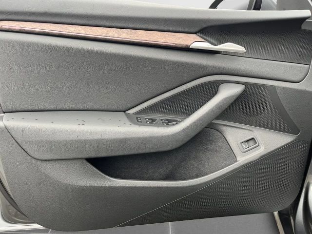 Skoda Superb 2.0 TDI Combi