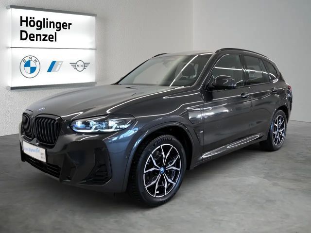 BMW X3 xDrive30e