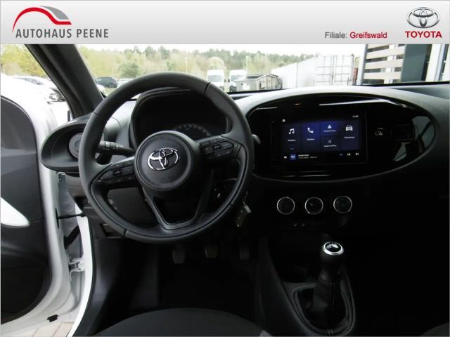 Toyota Aygo X 1.0 VVT-i Business Hatchback