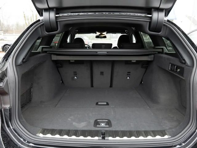 BMW 320 320d M-Sport Touring