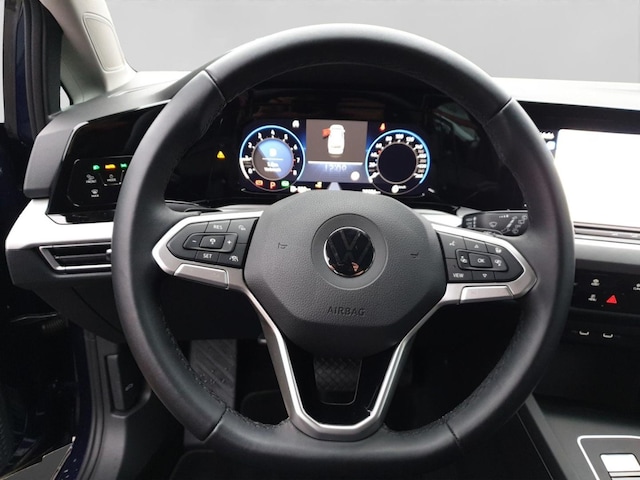 Volkswagen Golf 1.5 TSI DSG Life Variant