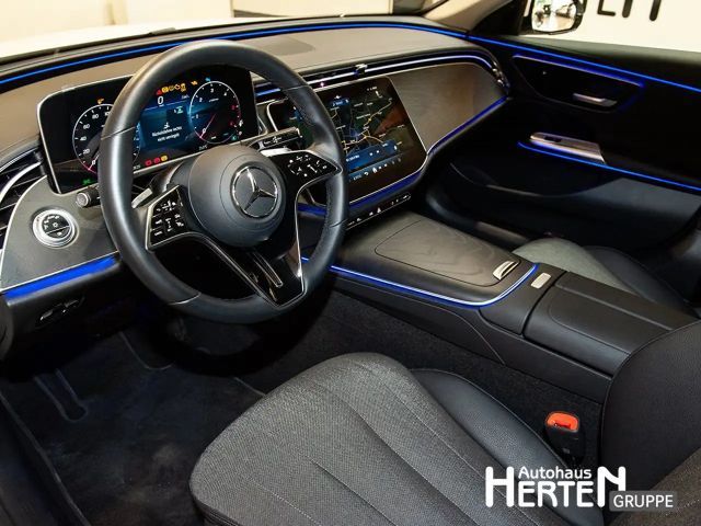 Mercedes-Benz E 220 E 220 d Estate