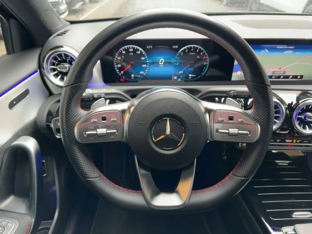 Mercedes-Benz A 250 A 250 e AMG Line