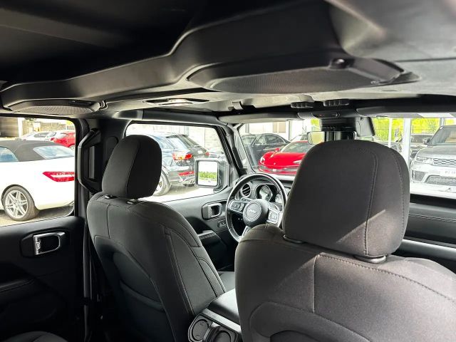 Jeep Wrangler 4xe Sahara