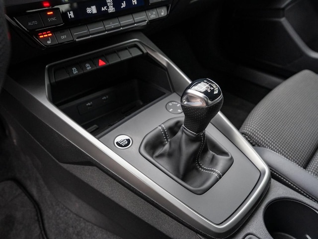 Audi A3 30 TFSI S-Line Sportback