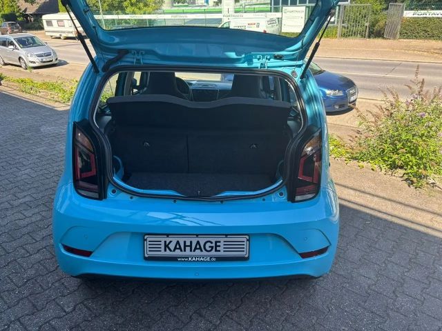 Volkswagen up! Move Move up!