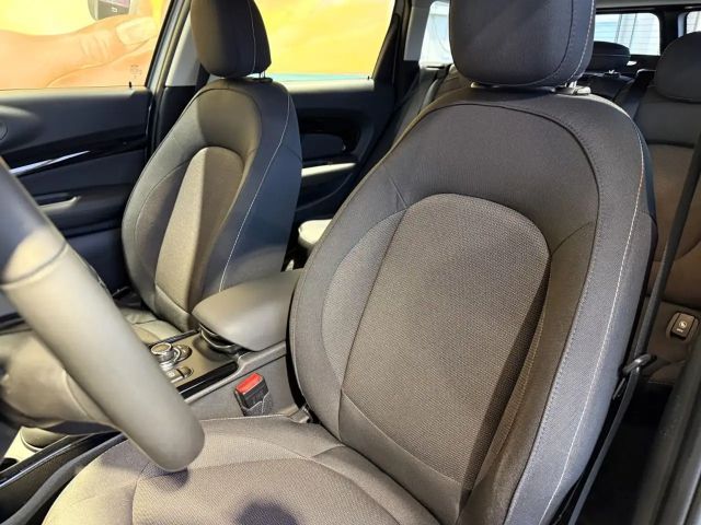 MINI Cooper Clubman Essential Trim KAM+LED+NAVI+KOMF