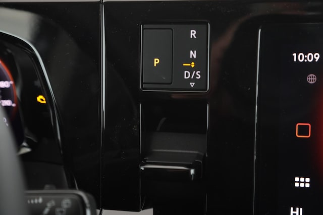 Volkswagen Multivan 2.0 TDI DSG IQ.Drive T7