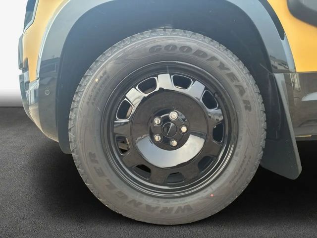 Land Rover Defender 110