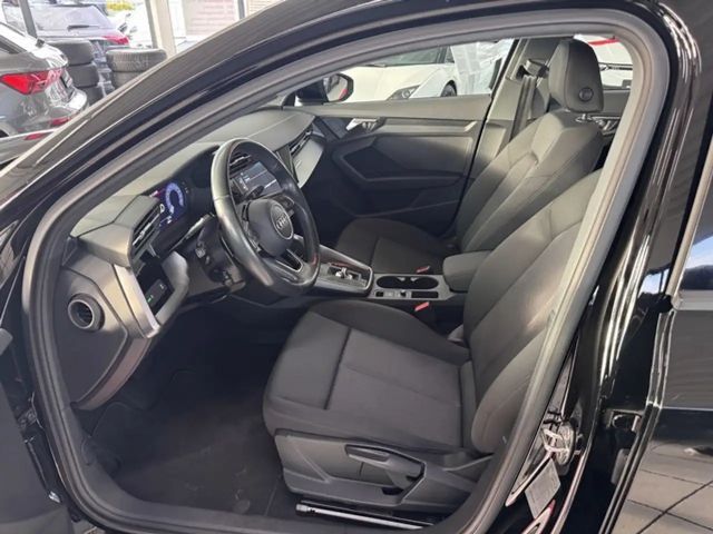 Audi A3 30 TFSI S-Tronic Sedan Sportback