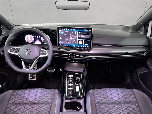 Volkswagen Golf 1.5 eTSI DSG R-Line